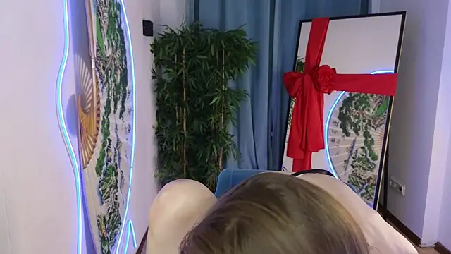 freya nilsson online show from 01.14.25