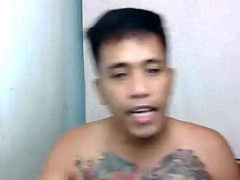 Snapshot of Thyler08 chatting on 12.05.24 Thyler08 online show from 12.05.24