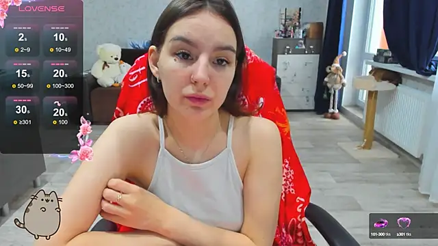 Snapshot of c_arina_x chatting on 12.16.24 c arina x online show from 12.16.24