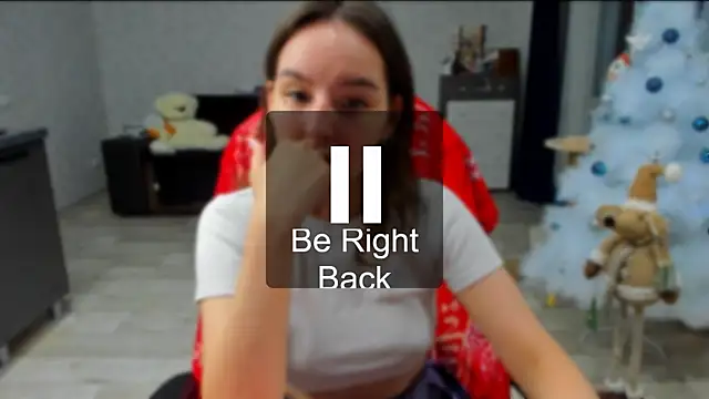 Snapshot of c_arina_x chatting on 01.01.25 c arina x online show from 01.01.25