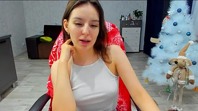 Snapshot of c_arina_x chatting on 01.12.25 c arina x online show from 01.12.25