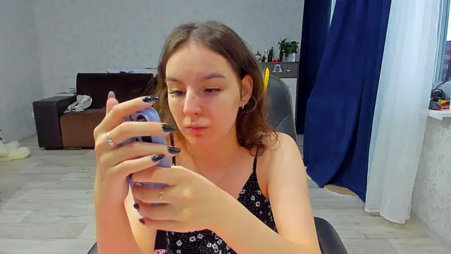 Snapshot of c_arina_x chatting on 02.02.25 c arina x online show from 02.02.25