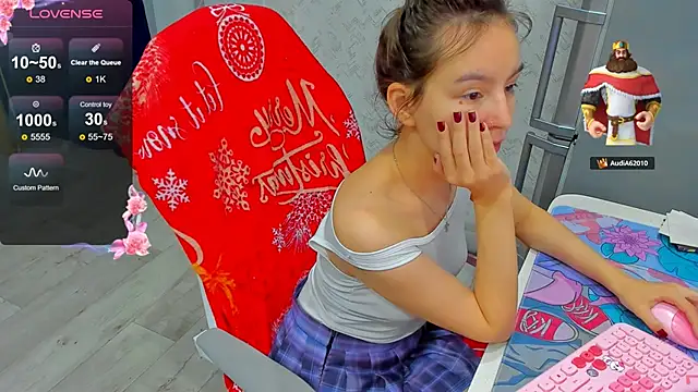 Snapshot of c_arina_x chatting on 11.29.25 c arina x online show from 11.29.25