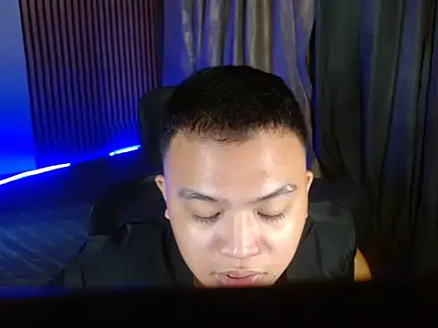 Snapshot of xsweetasian69x chatting on 01.10.25 xsweetasian69x online show from 01.10.25