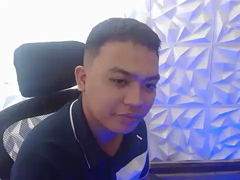 Snapshot of xsweetasian69x chatting on 03.12.25 xsweetasian69x online show from 03.12.25