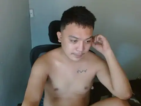 Snapshot of xsweetasian69x chatting on 03.03.26 xsweetasian69x online show from 03.03.26