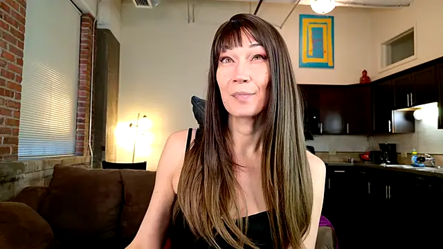 EveEnigma online show from 01.09.25