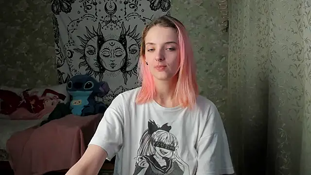 Snapshot of Cutie_Adelia chatting on 02.08.25 Cutie Adelia online show from 02.08.25