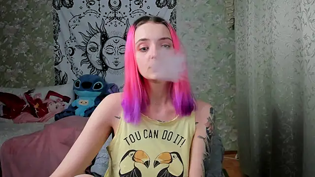 Snapshot of Cutie_Adelia chatting on 02.28.25 Cutie Adelia online show from 02.28.25