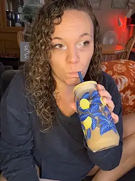 AuroraSummers online show from 10.14.25