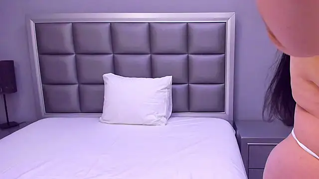 HellennSweet online show from 03.23.25