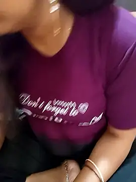 Snapshot of Diya_143 chatting on 03.26.26 Diya 143 online show from 03.26.26