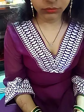 Snapshot of Diya_143 chatting on 04.01.26 Diya 143 online show from 04.01.26