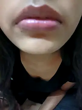 Snapshot of Nupur_69 chatting on 12.17.24 Nupur 69 online show from 12.17.24