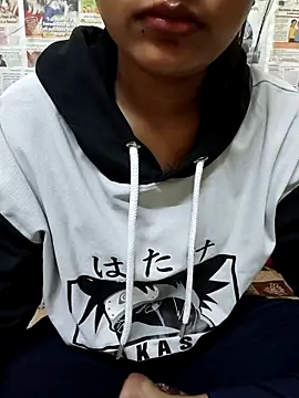 Snapshot of Nupur_69 chatting on 11.14.25 Nupur 69 online show from 11.14.25