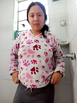 Arisha34 online show from 02.16.25