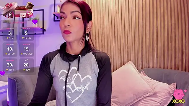 HannaPetit online show from 02.20.25