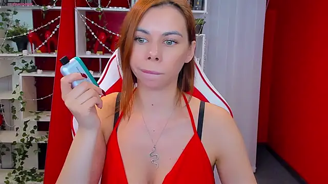 KateCloud online show from 03.17.25