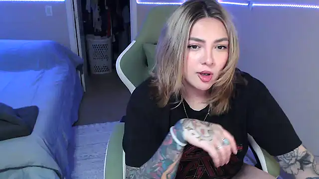 nativepumpkin95 online show from 01.27.25