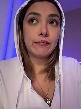 nativepumpkin95 online show from 02.17.25