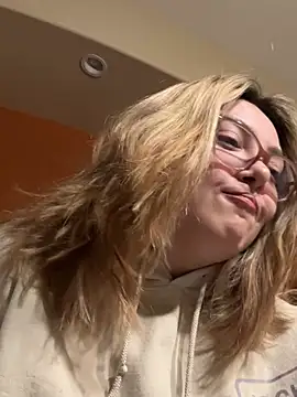 nativepumpkin95 online show from 02.24.25