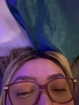 nativepumpkin95 online show from 02.25.25