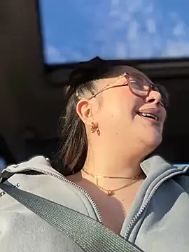 nativepumpkin95 online show from 02.14.26