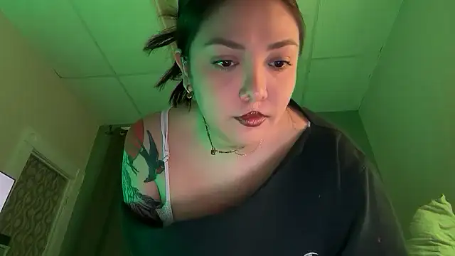 nativepumpkin95 online show from 04.17.26