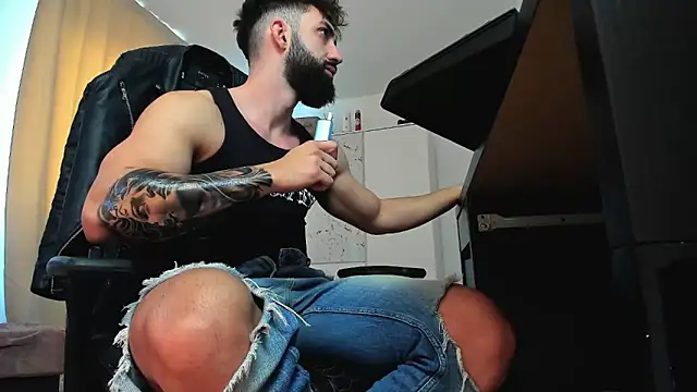 liamaesthetic online show from 04.14.26