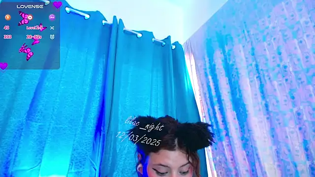 Snapshot of lilac_night33 chatting on 03.12.25 lilac night33 online show from 03.12.25