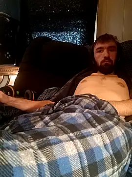 Snapshot of ShadowyTube chatting on 01.13.25 ShadowyTube online show from 01.13.25