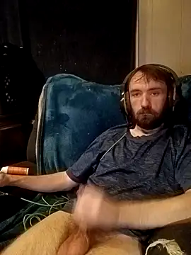 Snapshot of ShadowyTube chatting on 02.03.25 ShadowyTube online show from 02.03.25