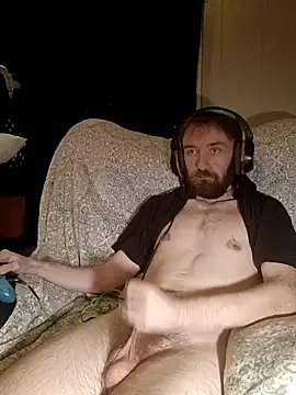 Snapshot of ShadowyTube chatting on 02.06.25 ShadowyTube online show from 02.06.25