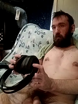 Snapshot of ShadowyTube chatting on 03.18.26 ShadowyTube online show from 03.18.26