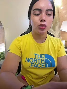 HotstuffCherrySummer online show from 02.23.25