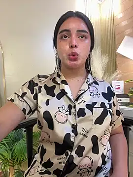 HotstuffCherrySummer online show from 02.26.25