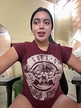 HotstuffCherrySummer online show from 10.20.25