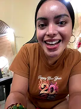 HotstuffCherrySummer online show from 11.29.25