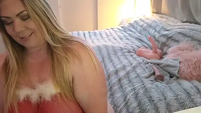 JESS LOVES online show from 12.21.24