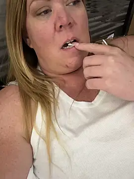 JESS LOVES online show from 03.13.25