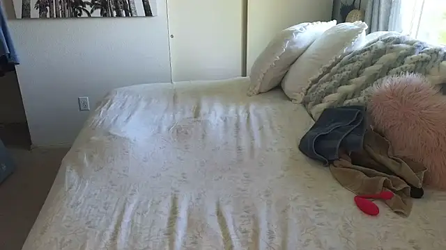 JESS LOVES online show from 05.22.26