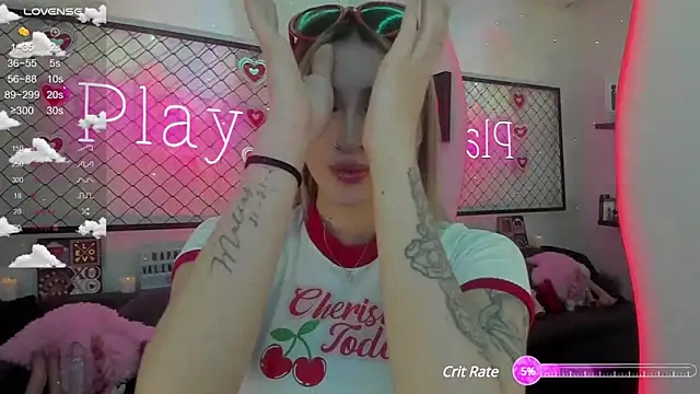 Atenea Klett  online show from 02.14.25