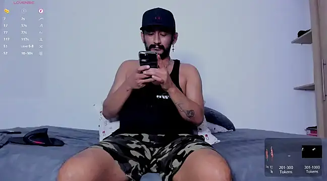 Cloudy pigDude online show from 02.06.25