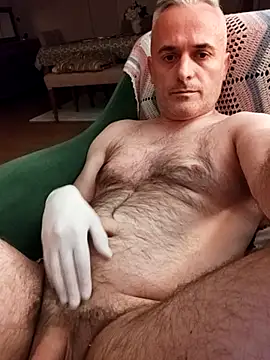 Snapshot of pussylove39 chatting on 11.01.25 pussylove39 online show from 11.01.25