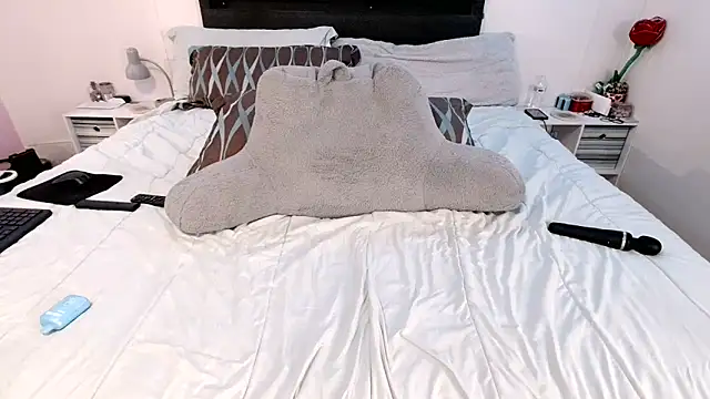 AngelSinz69 online show from 05.24.26