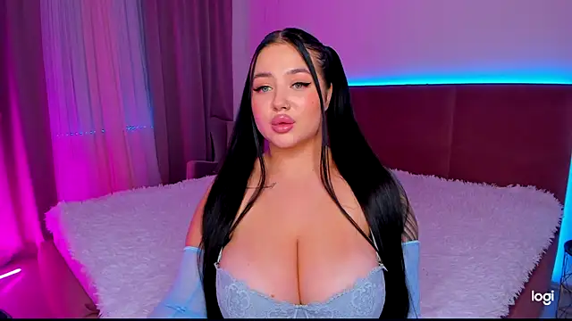 KylieLips online show from 02.07.25