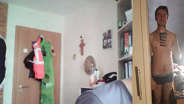 Chris23547 online show from 01.15.26