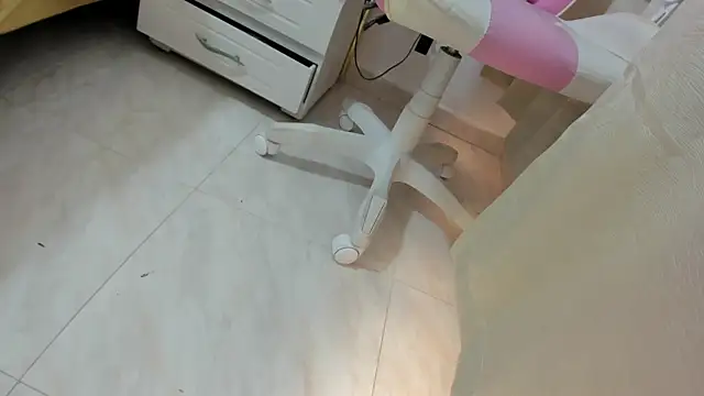 Snapshot of KendalStallyon chatting on 02.20.25 KendalStallyon online show from 02.20.25