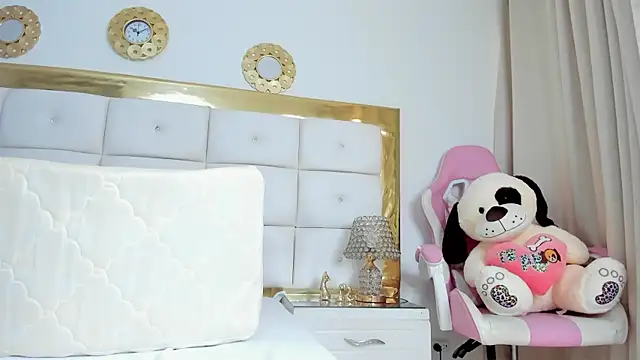 Snapshot of KendalStallyon chatting on 03.20.25 KendalStallyon online show from 03.20.25