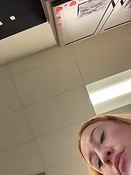 cinnatitties online show from 11.03.25